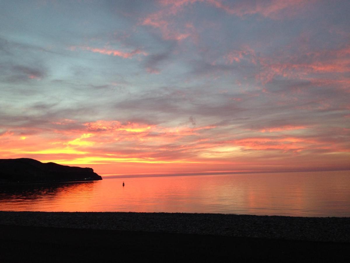 Frosty Towers Bed & Breakfast Llandudno Bagian luar foto